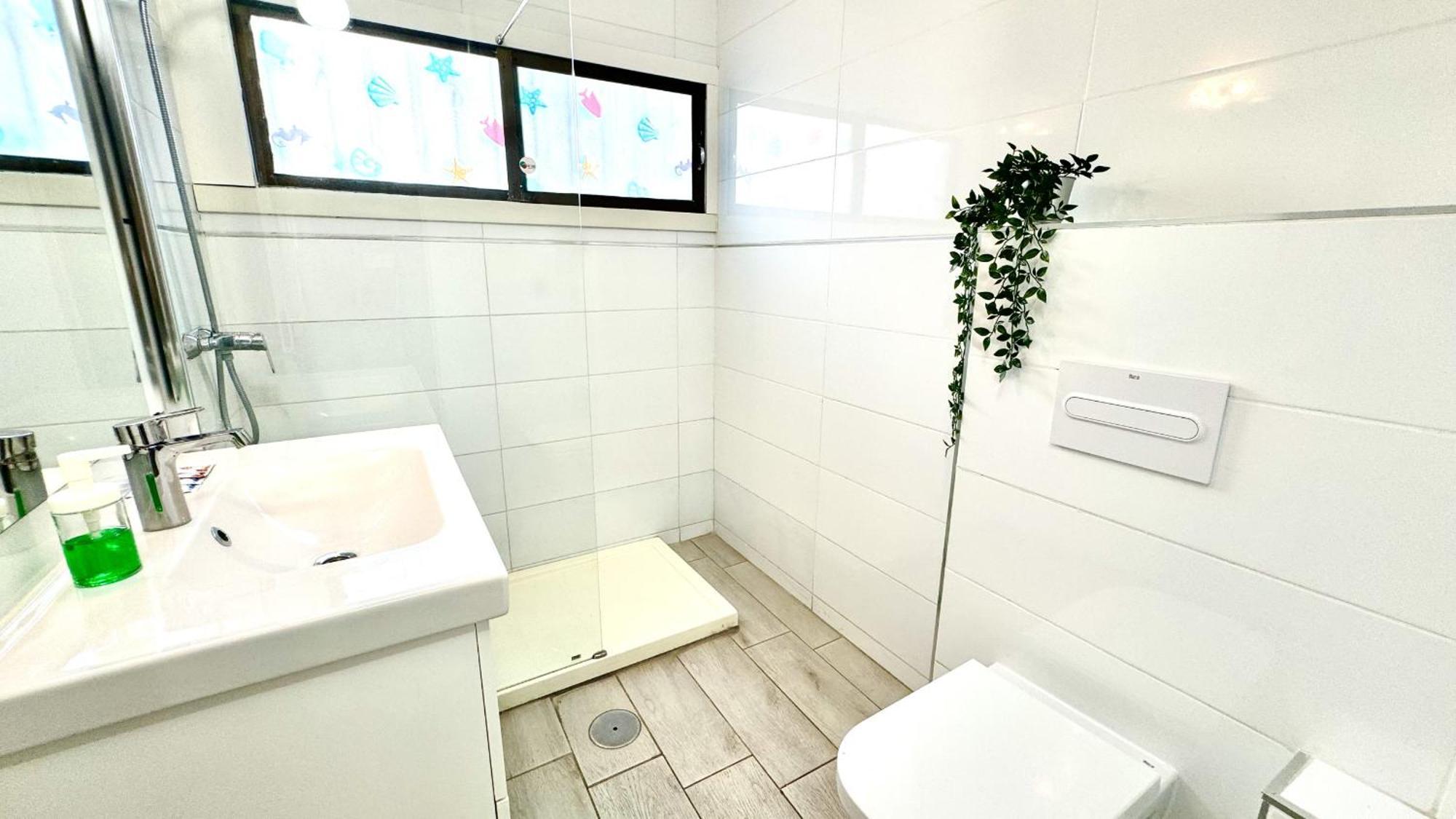 Apartamento Sur Y Sol Junto Al Mar By Deihu Experiences Los Cristianos  Exterior foto